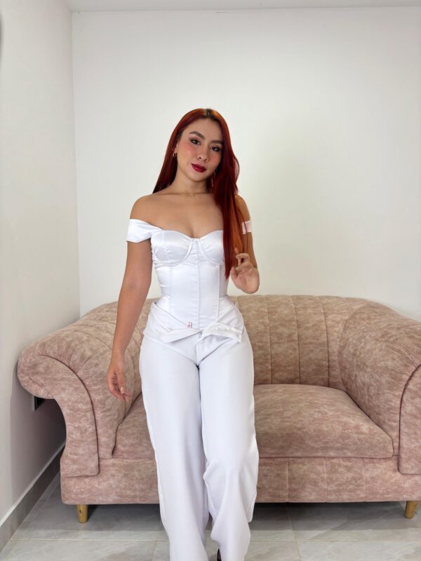 SET EMMA BLANCO - (Pantalón y corset)